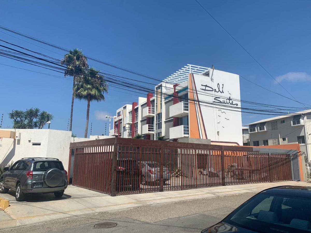 Dali Suites Tijuana Bagian luar foto