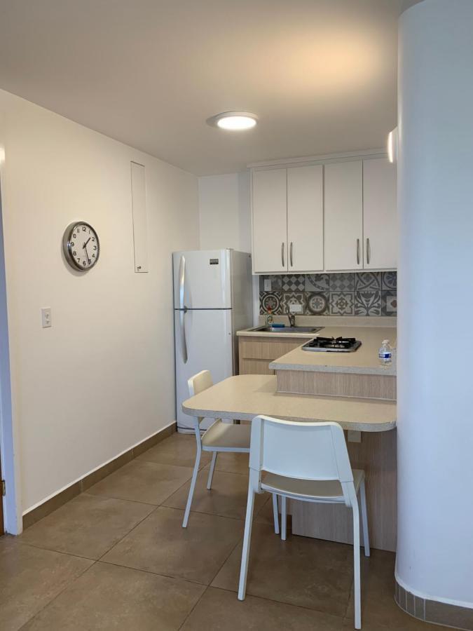 Dali Suites Tijuana Bagian luar foto