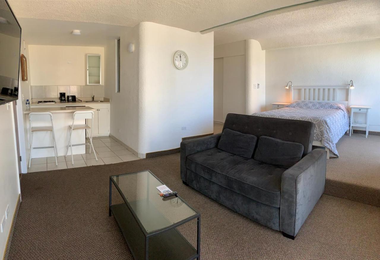 Dali Suites Tijuana Bagian luar foto